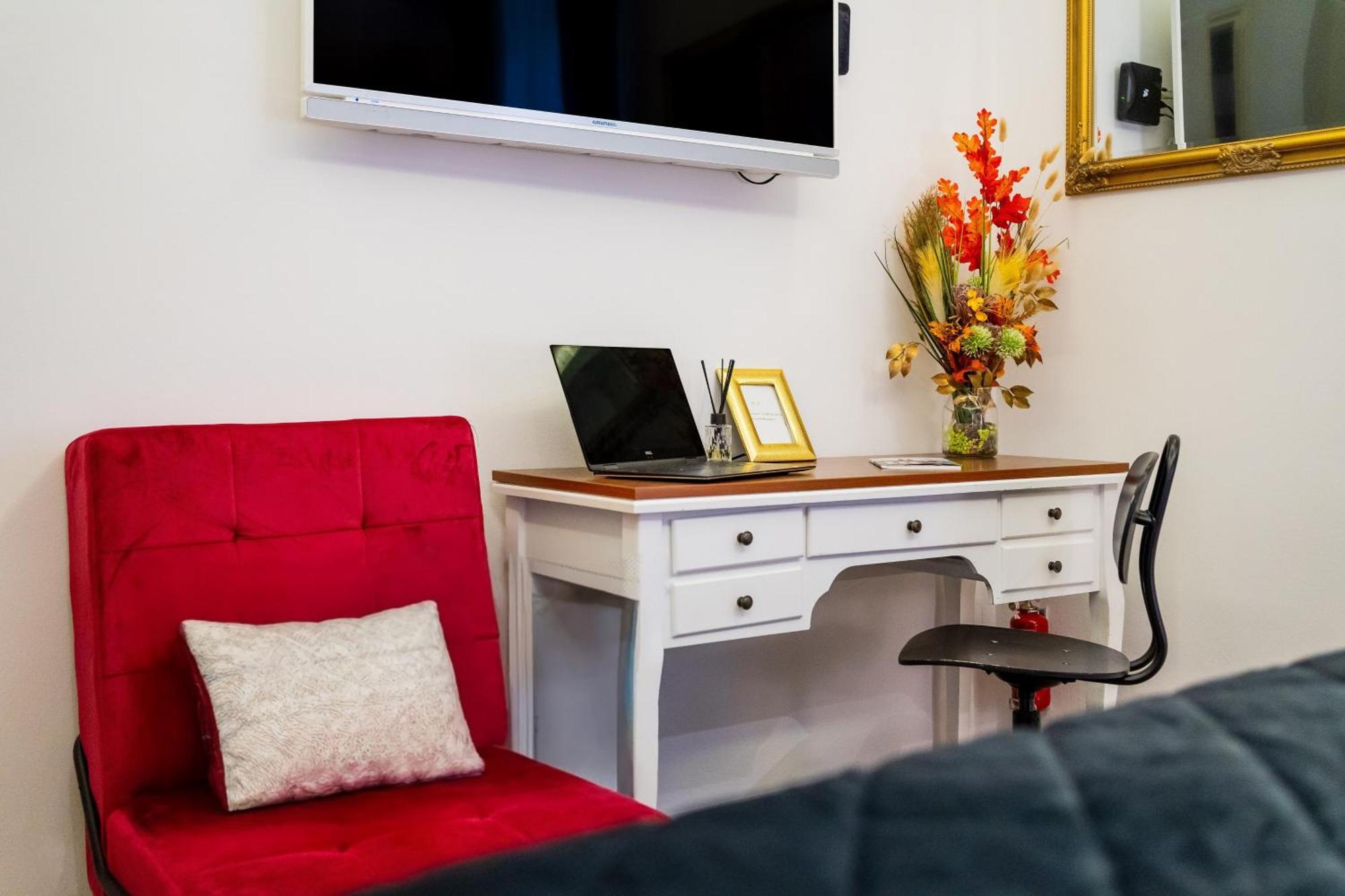 Aurelia Antik Apartments & Rooms, Zagreb City Center Buitenkant foto