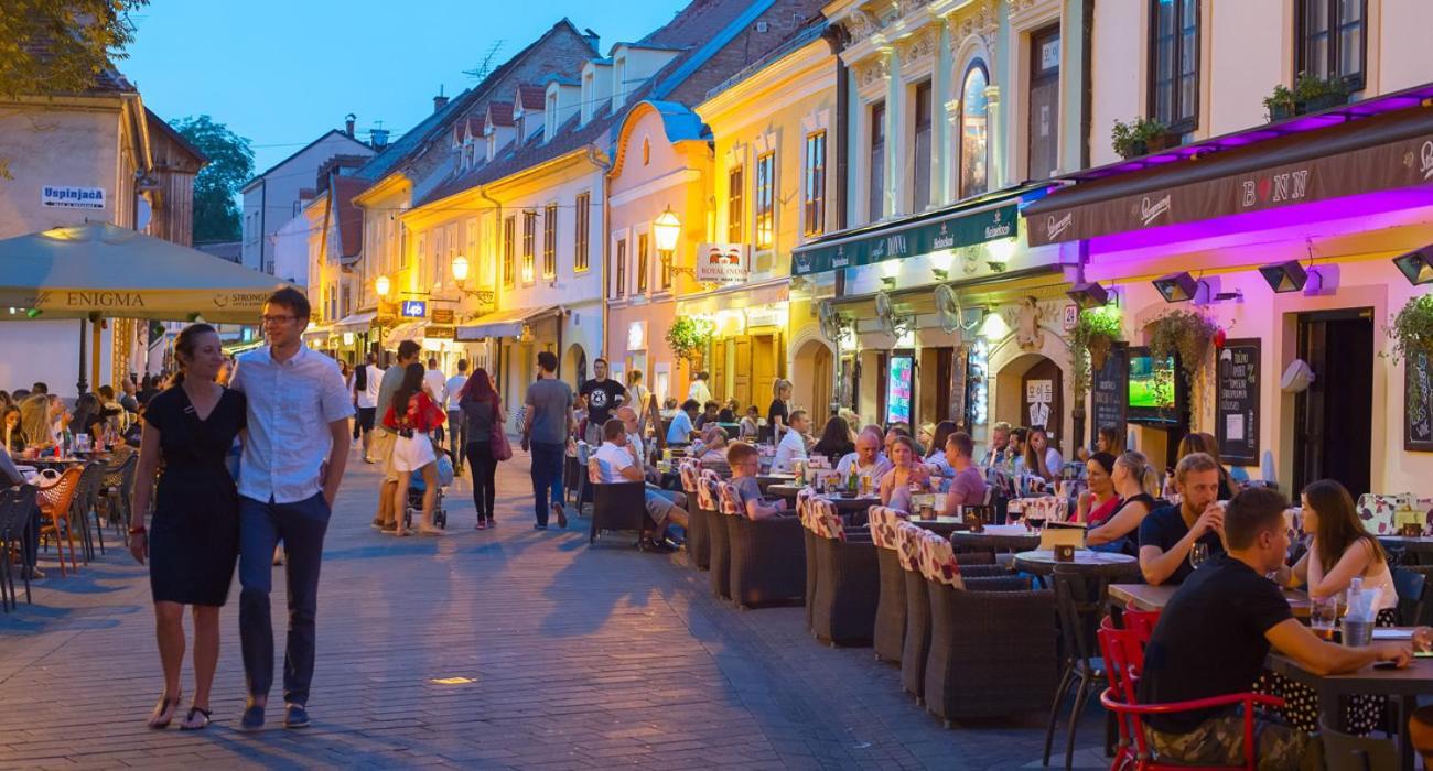 Aurelia Antik Apartments & Rooms, Zagreb City Center Buitenkant foto