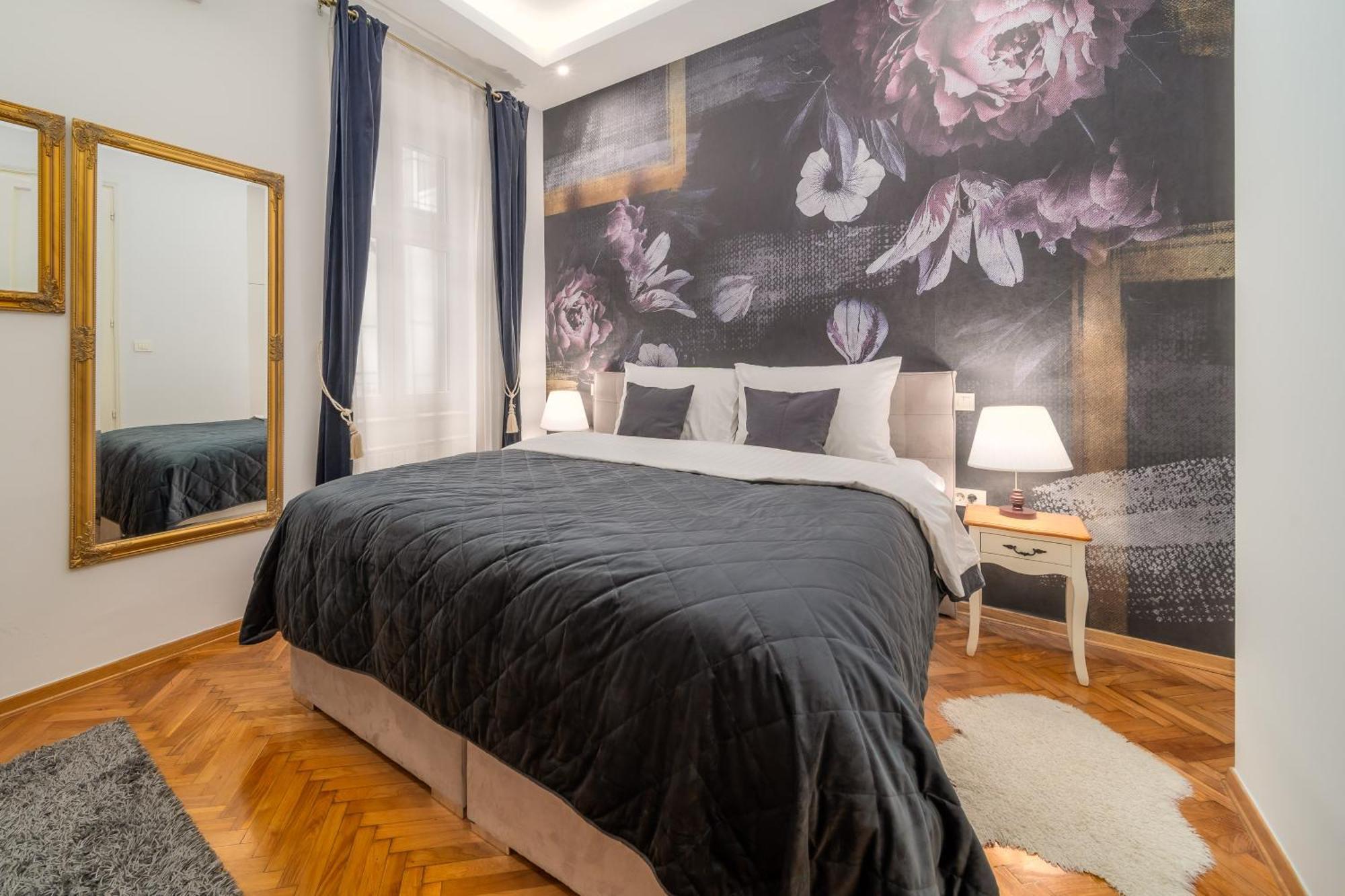 Aurelia Antik Apartments & Rooms, Zagreb City Center Buitenkant foto